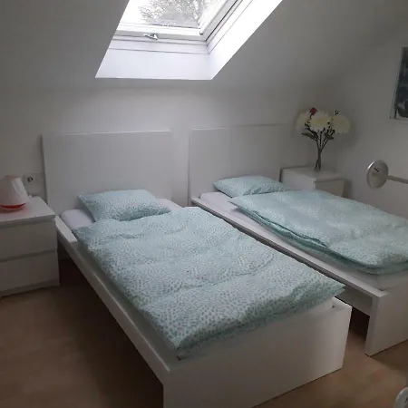 Apartmán Langfuhren 20 *